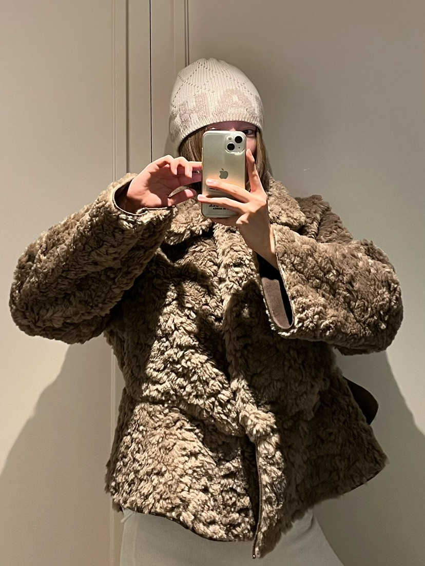 LOVE PULL東大門㊣實拍女裝新款休閑推薦時尚人氣短款大衣LOVE PULL短款大衣