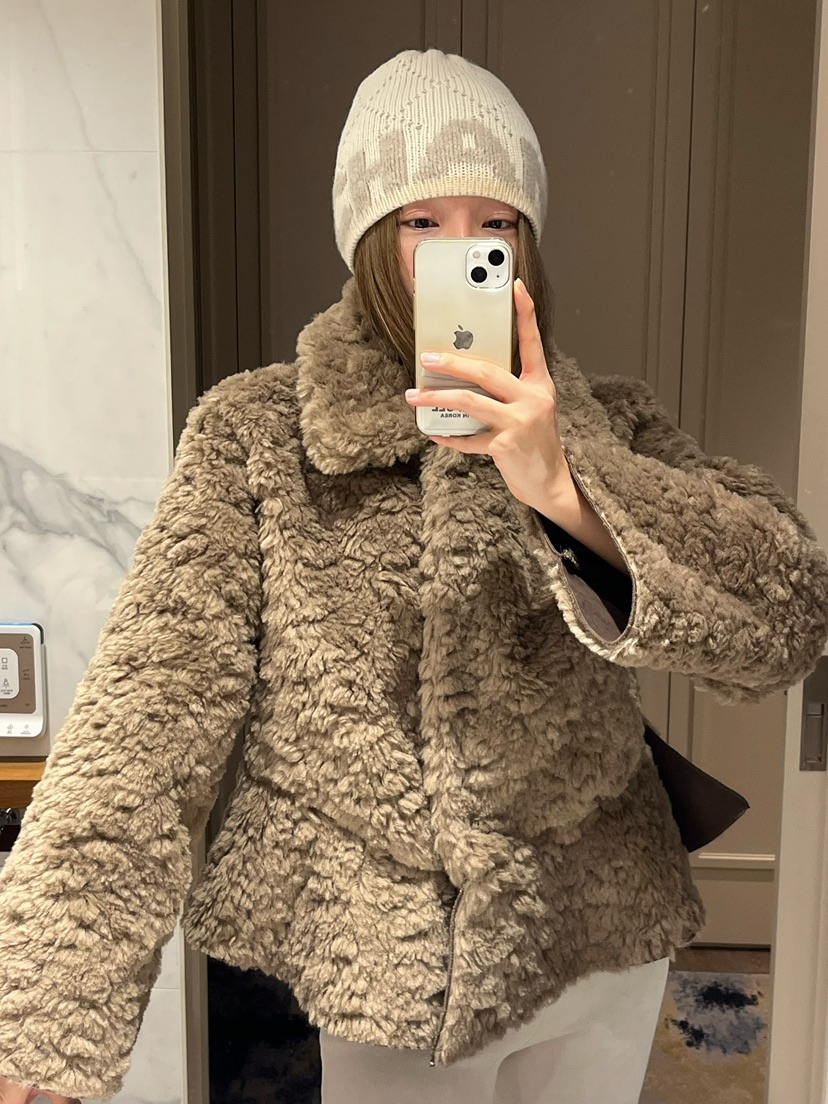 LOVE PULL東大門㊣實拍女裝新款休閑推薦時尚人氣短款大衣LOVE PULL短款大衣