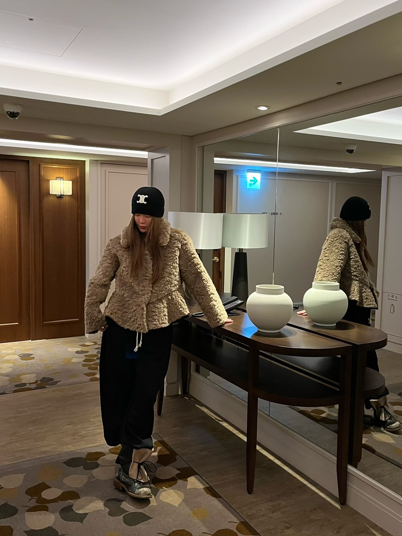 LOVE PULL東大門㊣實拍女裝新款休閑推薦時尚人氣短款大衣LOVE PULL短款大衣