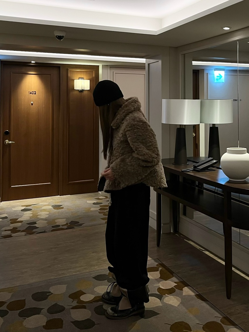 LOVE PULL東大門㊣實拍女裝新款休閑推薦時尚人氣短款大衣LOVE PULL短款大衣