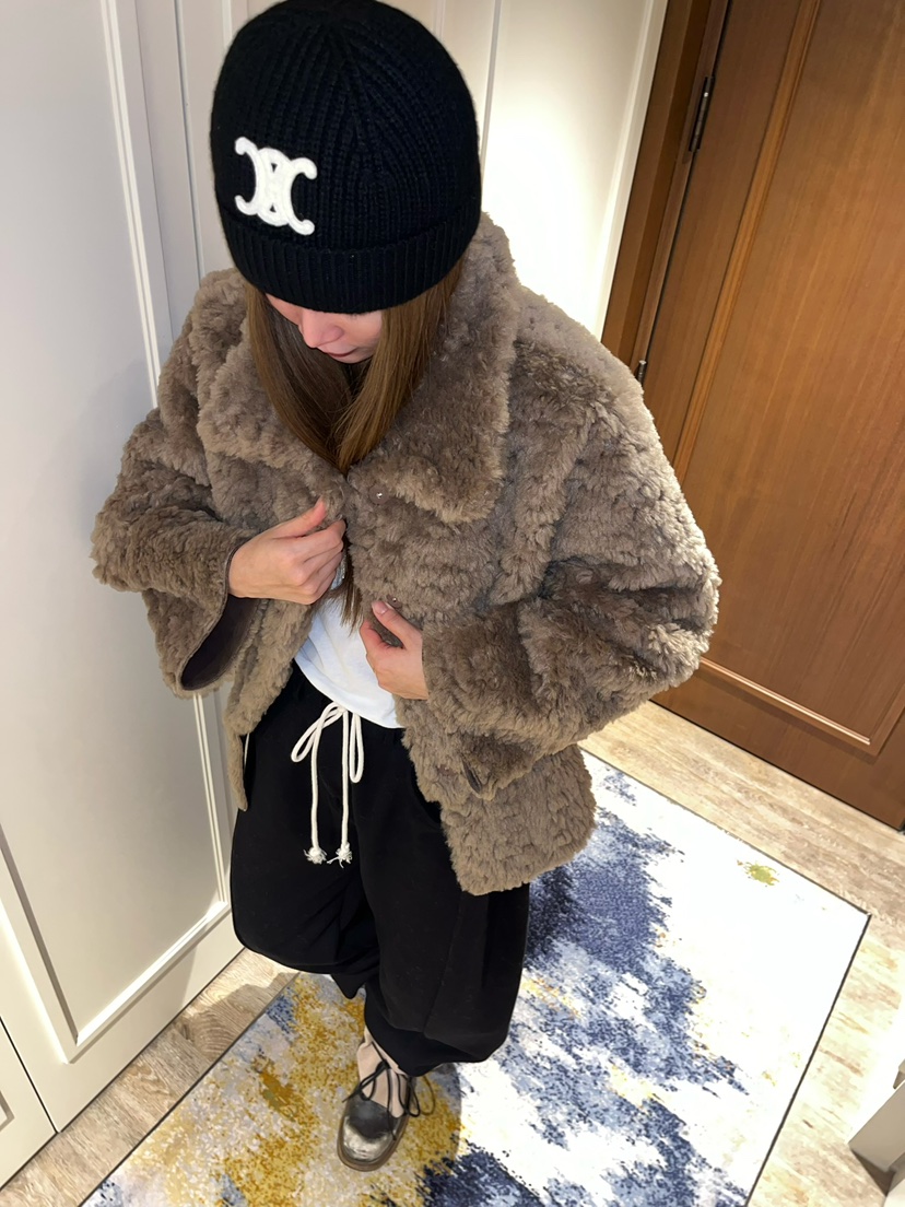 LOVE PULL東大門㊣實拍女裝新款休閑推薦時尚人氣短款大衣LOVE PULL短款大衣