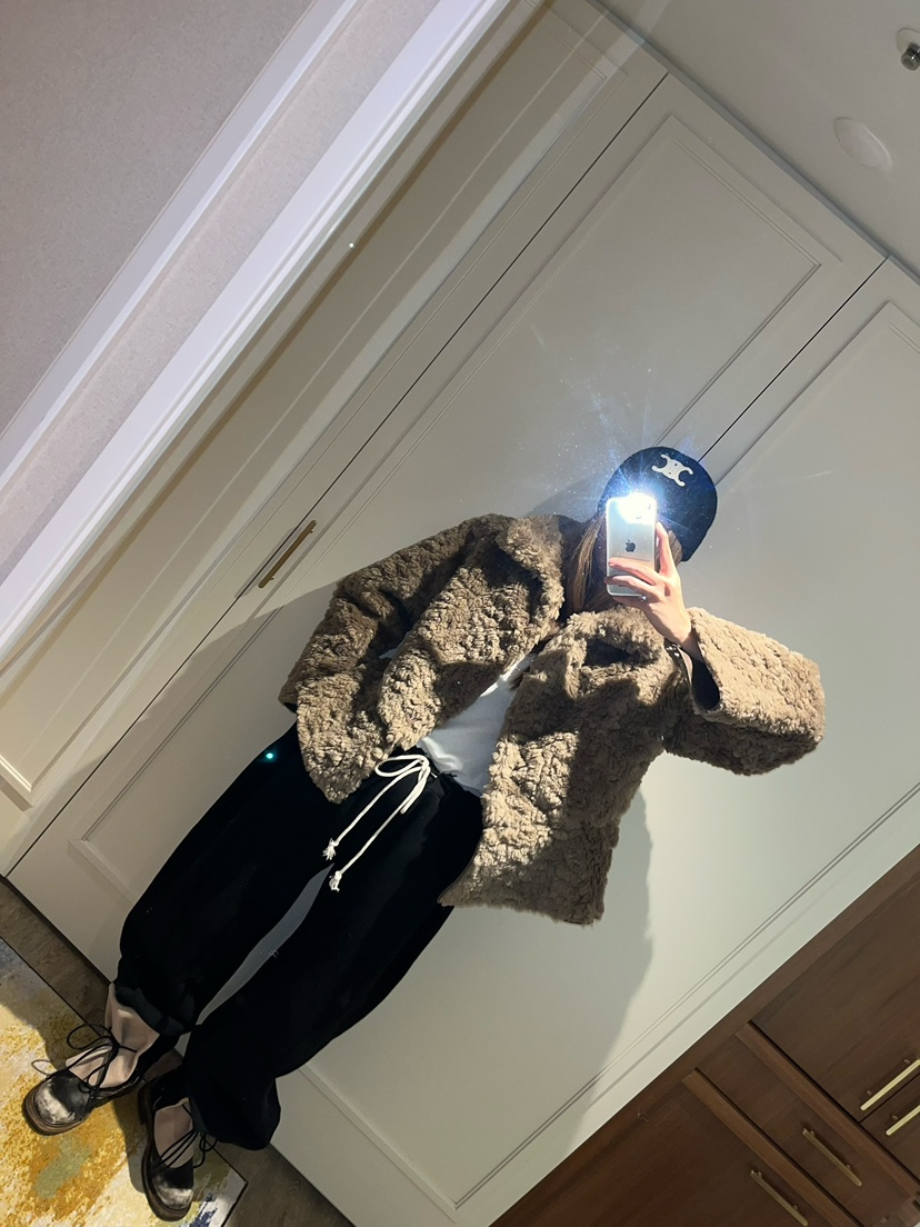 LOVE PULL東大門㊣實拍女裝新款休閑推薦時尚人氣短款大衣LOVE PULL短款大衣