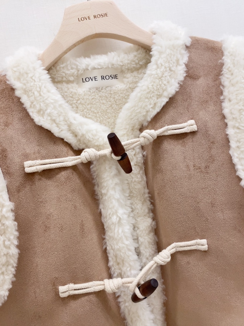 LOVE ROSIE韓國代購㊣女士新款職業時尚熱賣推薦25秋冬馬甲LOVE ROSIE馬甲