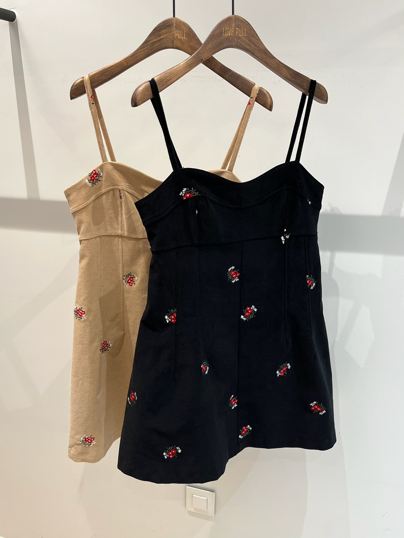 LOVE PULL韓國代購㊣女裝新品時尚人氣25秋冬休閑推薦連衣裙LOVE PULL連衣裙