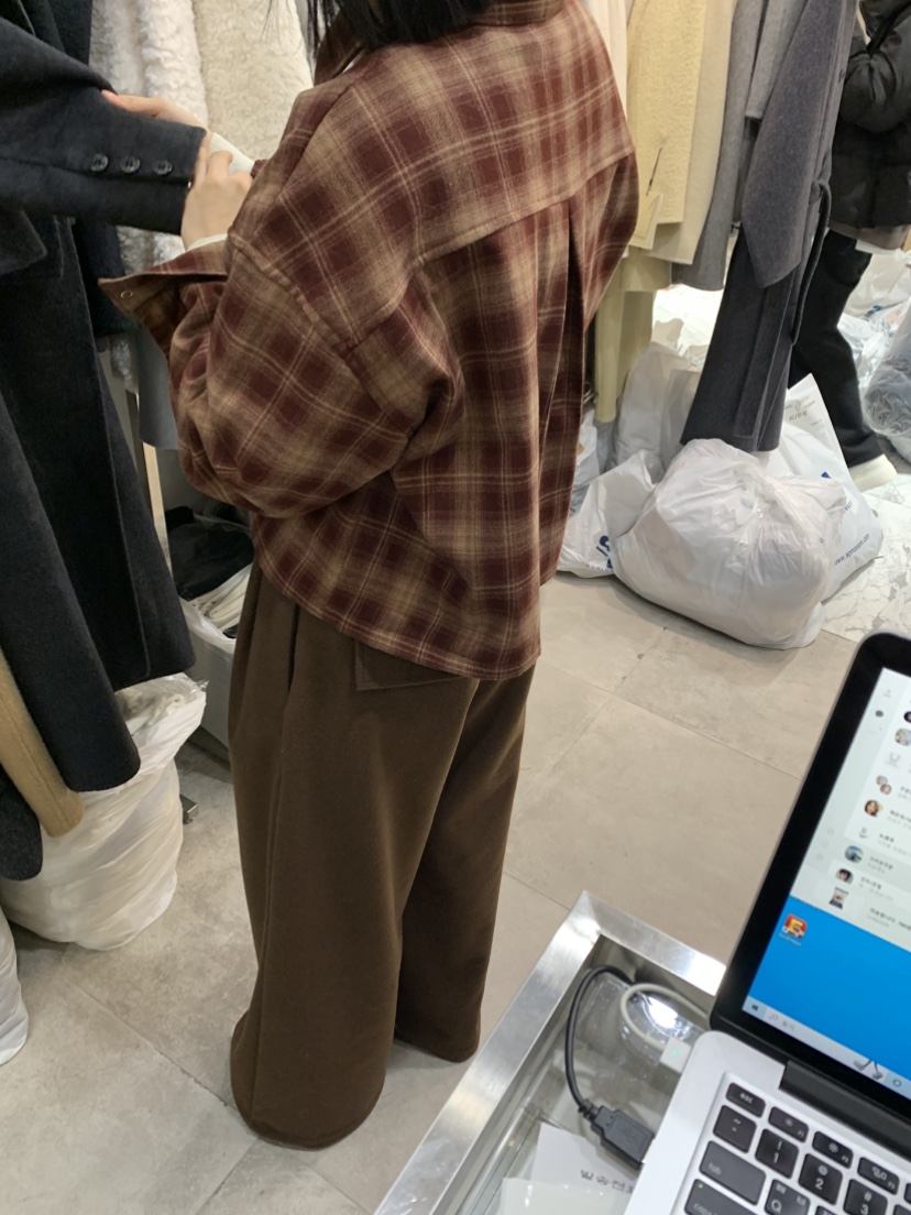 DARAK韓國代購㊣女士新品熱賣推薦職業人氣襯衫蕾絲衫格子短款DARAK襯衫/蕾絲衫