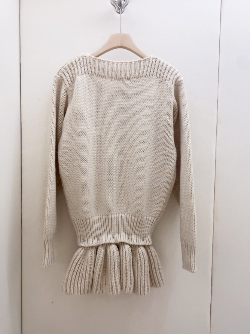 LOVE ROSIE韓國直郵㊣女士新款時尚真品人氣推薦針織衫荷葉邊LOVE ROSIE針織衫