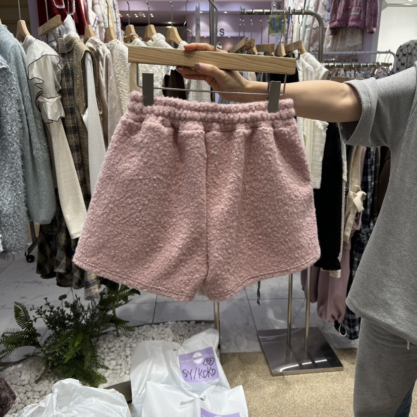 VIRUS韓國代購㊣女裝新款真品25秋冬時尚推薦人氣休閑短褲毛絨VIRUS短褲