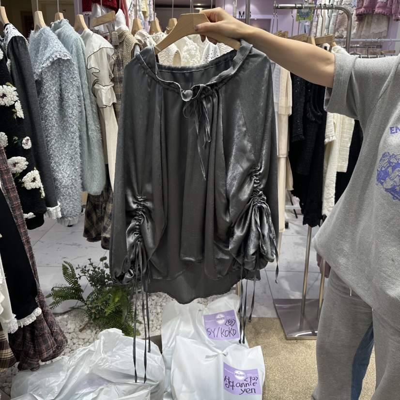 VIRUS韓國代購㊣女裝新款休閑熱賣人氣真品時尚襯衫蕾絲衫褶皺VIRUS襯衫/蕾絲衫圖色2