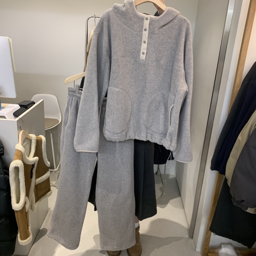 OUTRENE東大門㊣直郵女士新款休閑職業25秋冬熱賣人氣套裝套裝OUTRENE套裝圖色1