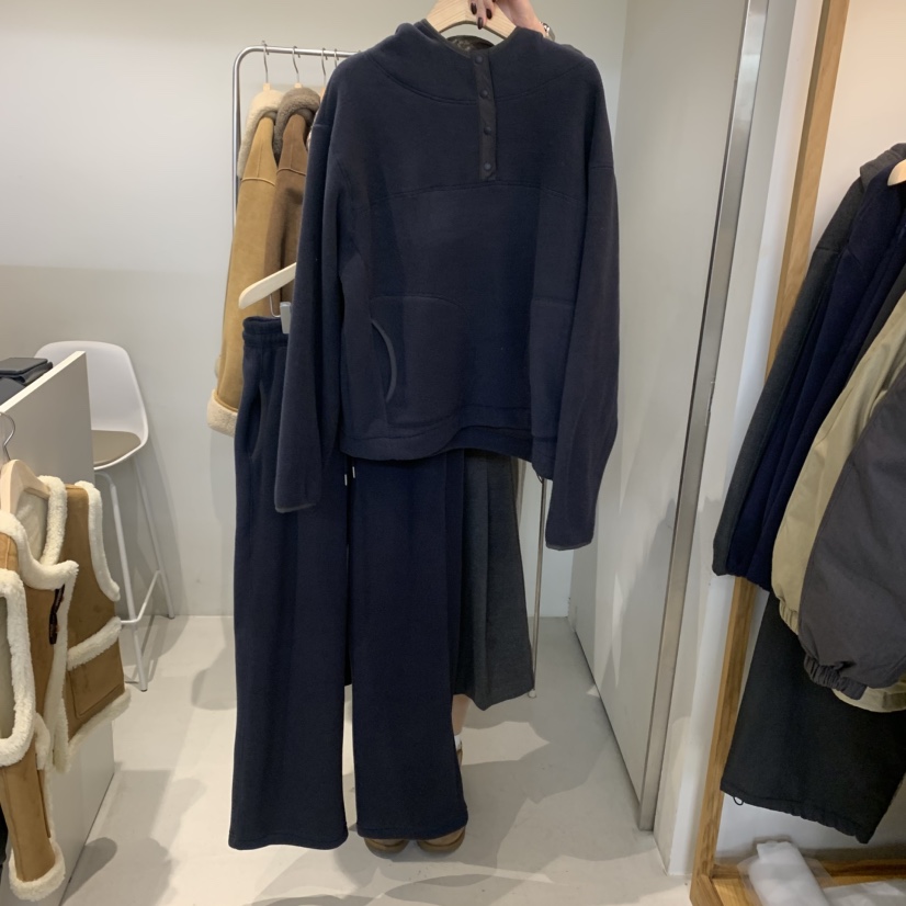 OUTRENE東大門㊣直郵女士新款休閑職業25秋冬熱賣人氣套裝套裝OUTRENE套裝圖色2