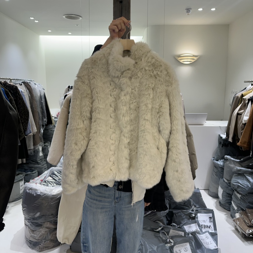 AVECNOUS韓國直郵㊣女士新款熱賣人氣時尚短款大衣毛絨高領AVECNOUS短款大衣圖色1