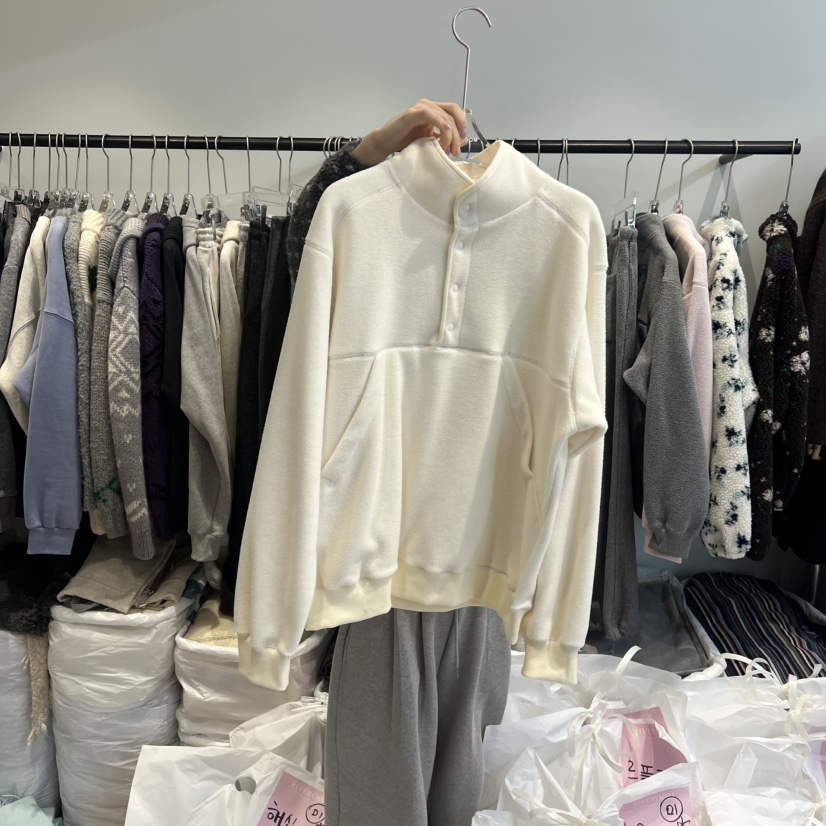 RIVEROOM東大門㊣代購女裝新品人氣熱賣推薦25秋冬衛衣羊毛RIVEROOM衛衣圖色3