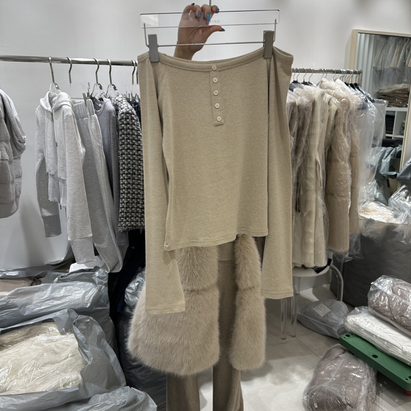 LAFFINE-P韓國直郵㊣女裝新品熱賣時尚職業推薦休閑長袖T恤LAFFINE-P長袖T恤圖色1