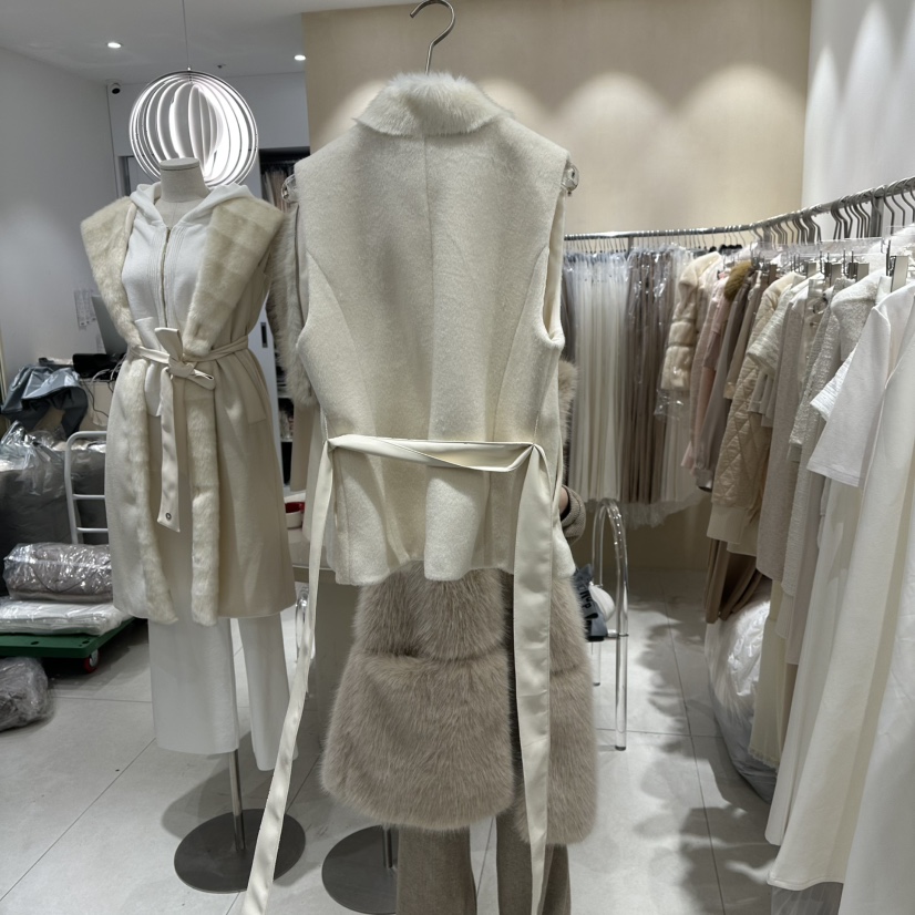 LAFFINE-P東大門㊣代購女裝新品人氣推薦休閑熱賣馬甲毛皮LAFFINE-P馬甲