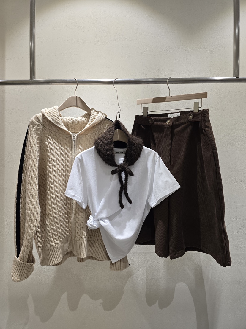 LIKEVAM東大門㊣直郵女裝新款真品職業人氣時尚25秋冬休閑T恤LIKEVAMT恤