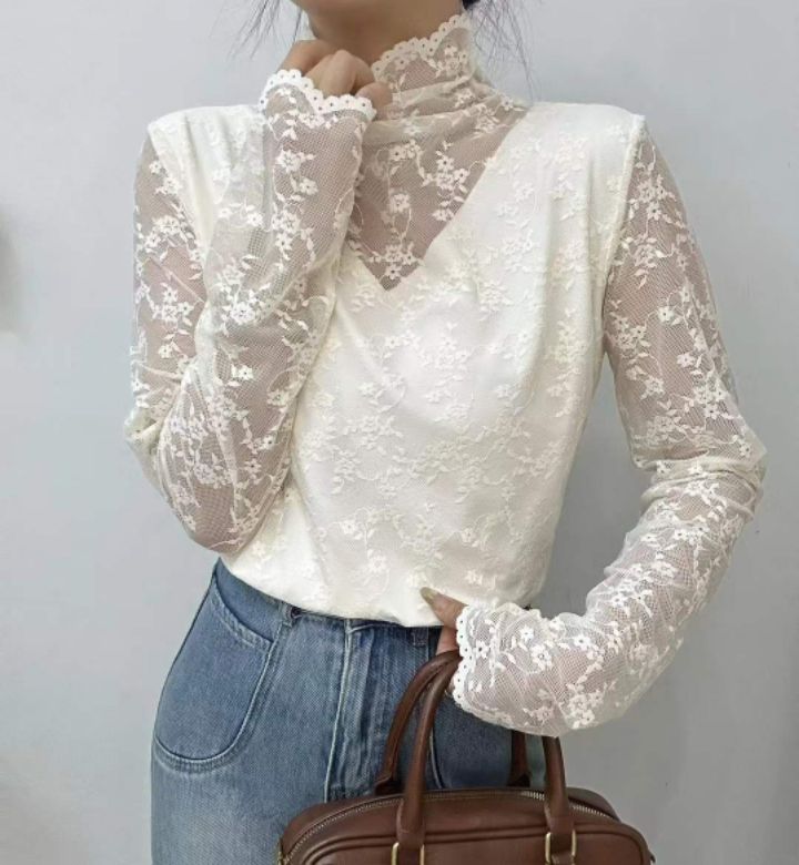 FEMME韓國代購㊣女士新款推薦人氣襯衫蕾絲衫不含內搭V領蕾絲FEMME襯衫/蕾絲衫