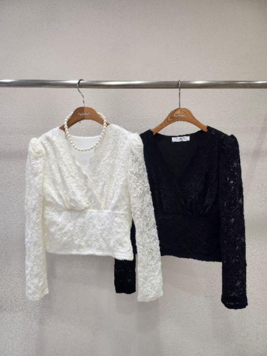 FEMME韓國代購㊣女裝新款25秋冬真品襯衫蕾絲衫不含項鏈蕾絲FEMME襯衫/蕾絲衫