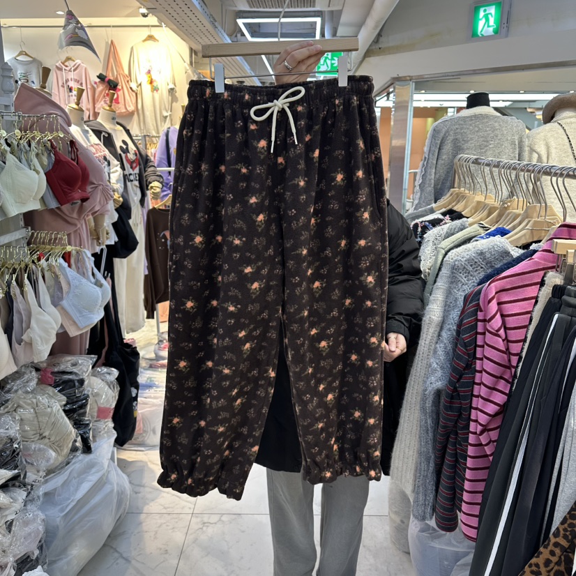 AKRA BY ART東大門㊣代購女士新款25秋冬休閑褲荷葉邊毛絨羊毛AKRA BY ART休閑褲圖色2