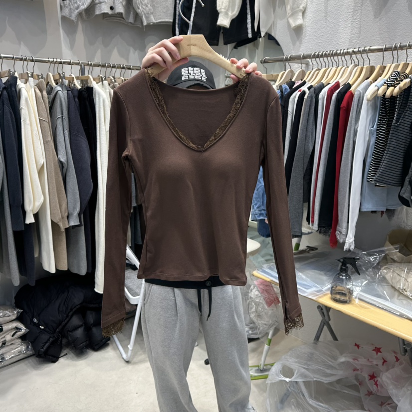 HOT PLACE東大門㊣直郵女士新品時尚25秋冬熱賣長袖T恤蕾絲HOT PLACE_ISSUE/DREAM GIRIS長袖T恤圖色3