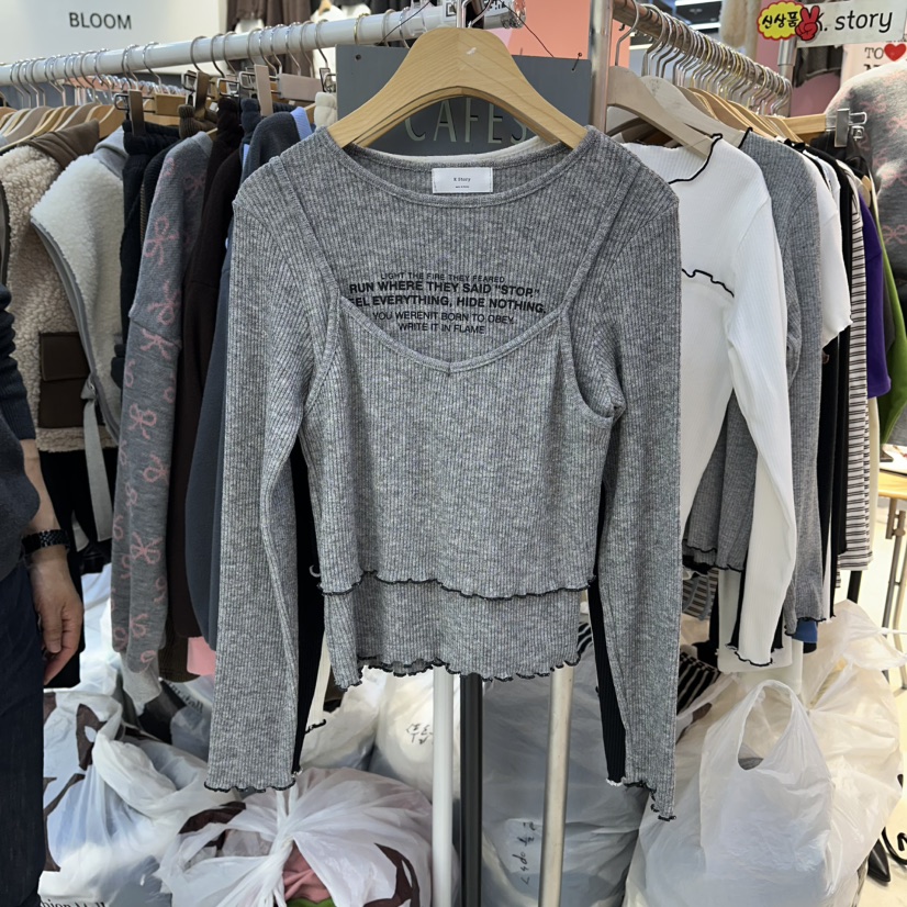 K STORY韓國直郵㊣女裝新款休閑真品人氣長袖T恤假兩件雙排扣K STORY長袖T恤圖色3