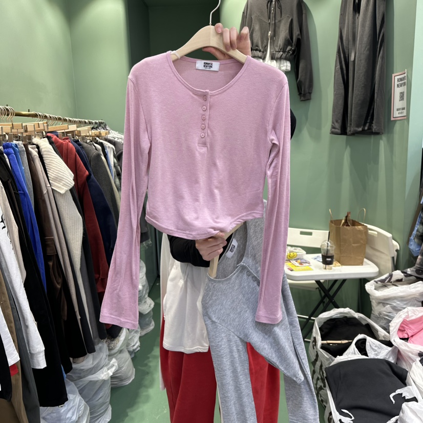 ROMANTIC NEWYORK東大門㊣直郵女士新品真品職業推薦長袖T恤ROMANTIC NEWYORK長袖T恤圖色3