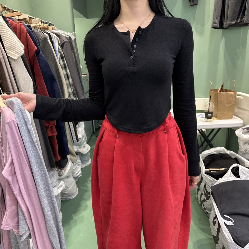 ROMANTIC NEWYORK東大門㊣直郵女士新品真品職業推薦長袖T恤ROMANTIC NEWYORK長袖T恤圖色4