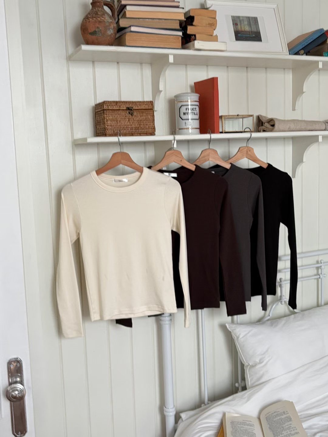 DOT BASIC韓國代購㊣女裝新款時尚職業熱賣推薦長袖T恤純棉DOT BASIC長袖T恤圖色3左三色