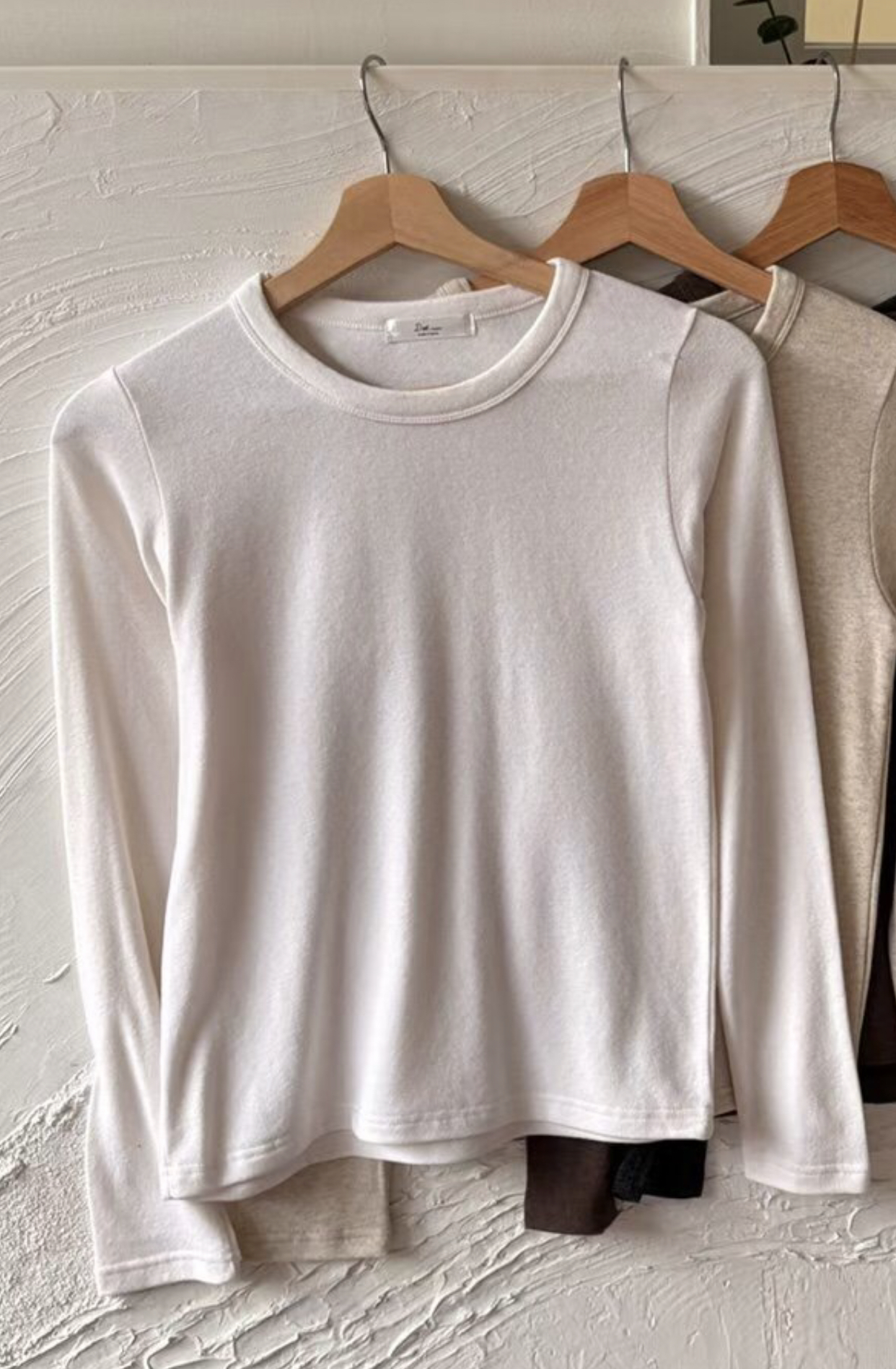 DOT BASIC韓國代購㊣女裝新款休閑人氣時尚熱賣長袖T恤安哥拉DOT BASIC長袖T恤圖色1