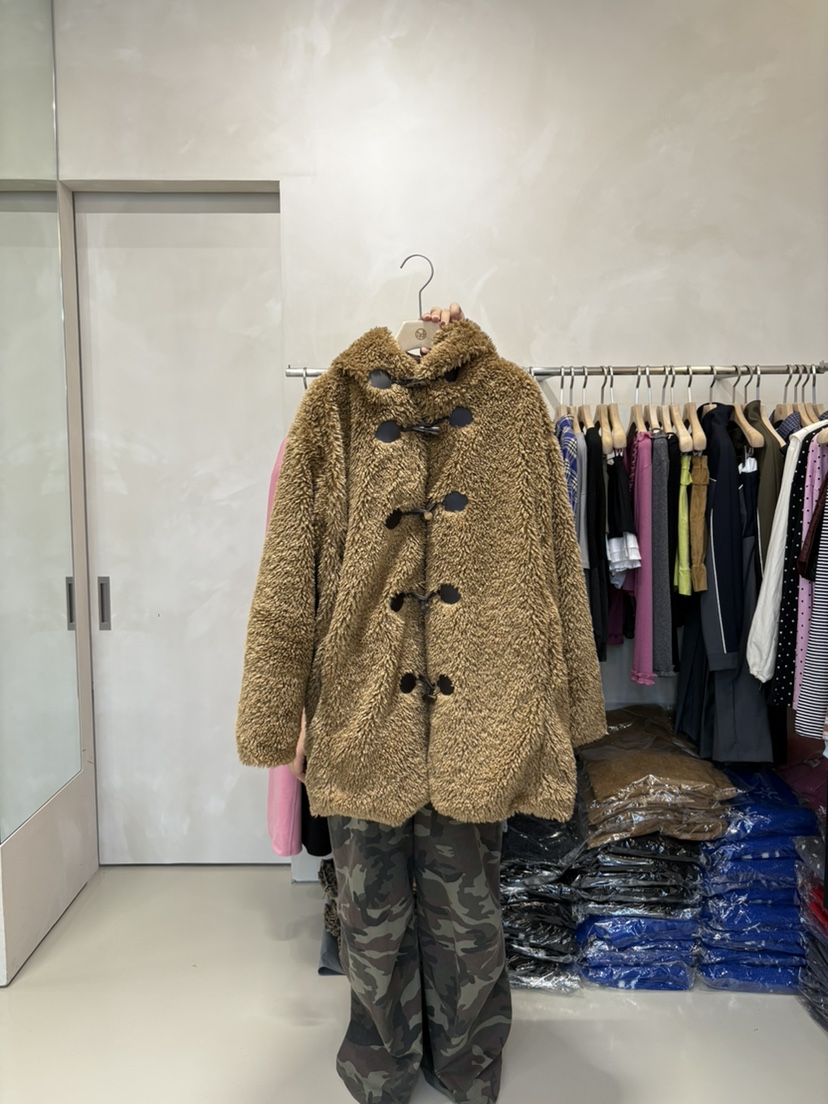 LIVE AID-P東大門㊣代購女士新品推薦時尚人氣25秋冬夾克皮草LIVE AID-P夾克圖色2