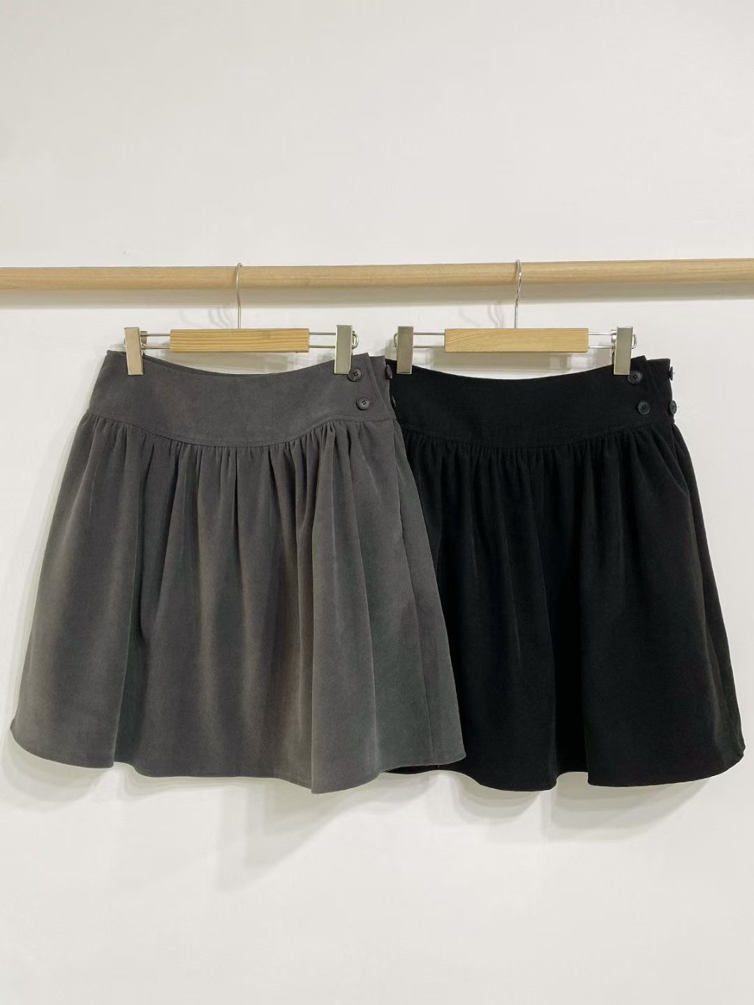 아카시아-T東大門㊣直郵女士新款熱賣人氣25秋冬半身裙中短裙acacia-2件起訂半身裙/中短裙圖色2左二色