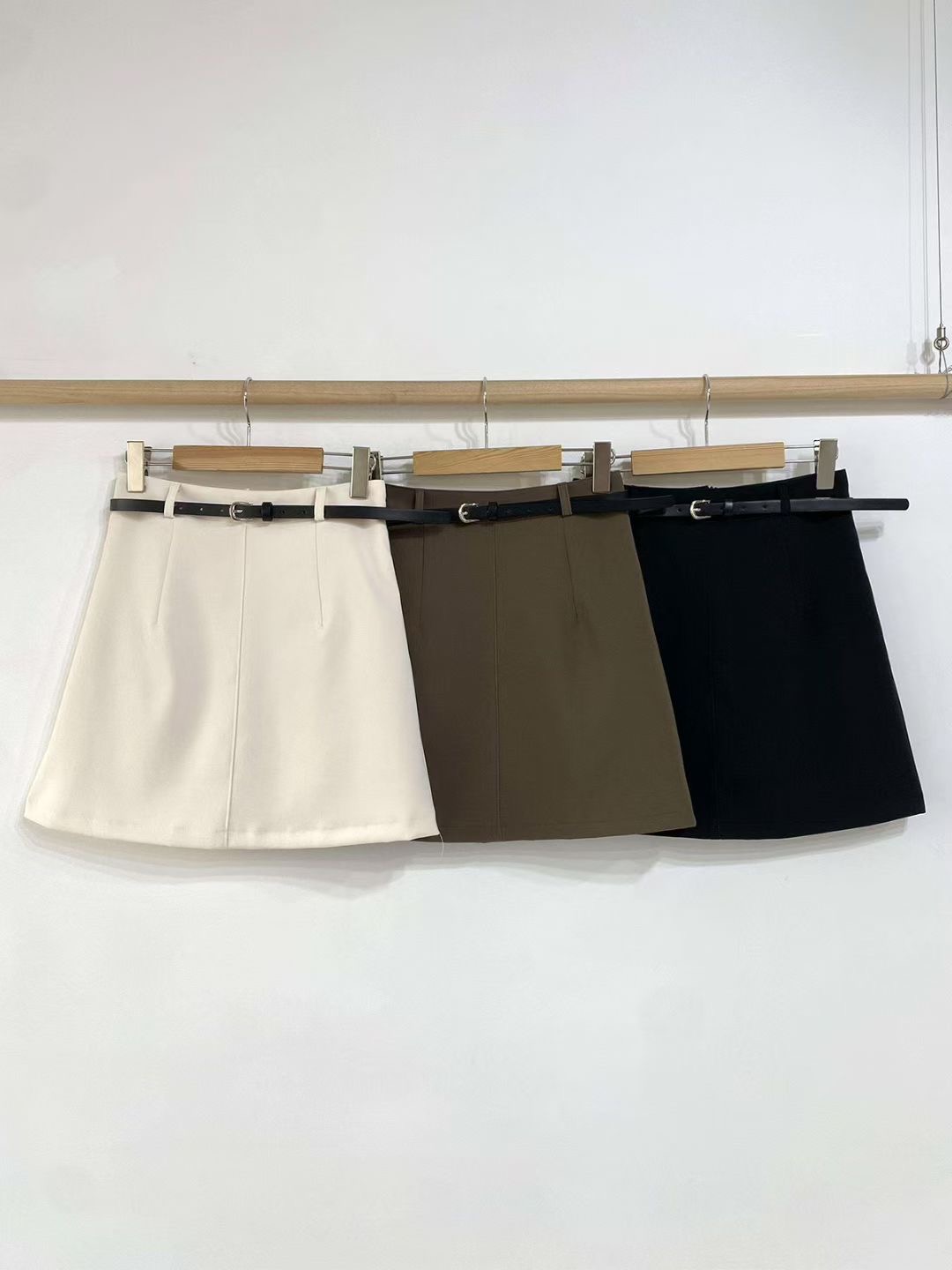 아카시아-T東大門㊣實拍女裝新品推薦人氣休閑短裙不含腰帶acacia-2件起訂短裙圖色3左三色