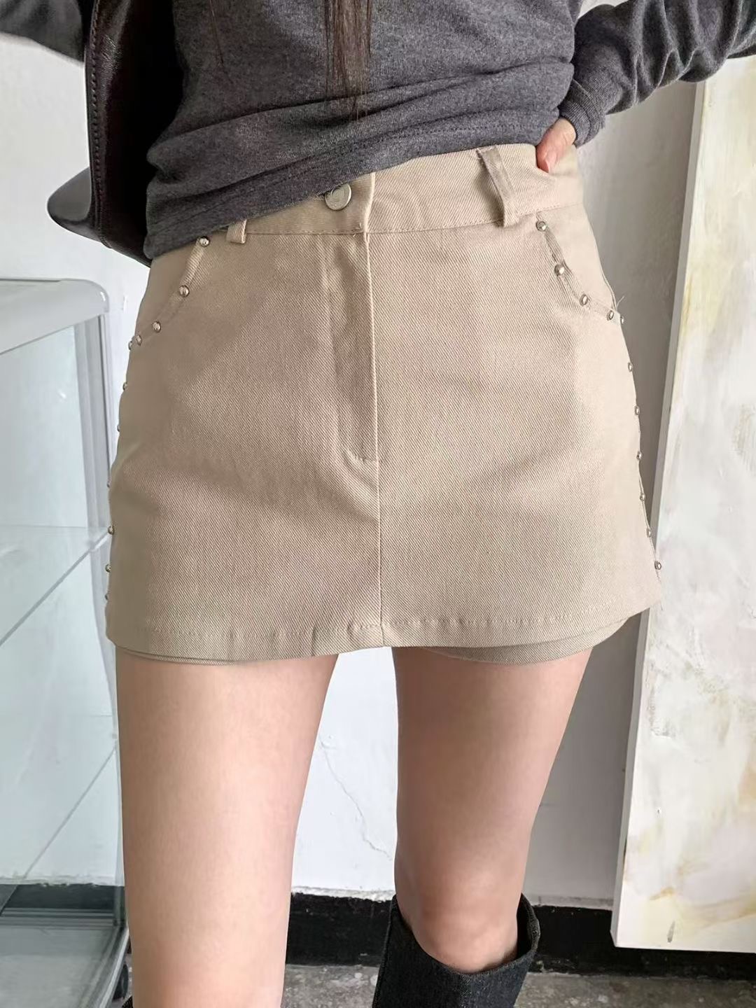 아카시아-T東大門㊣實拍女士新品熱賣休閑時尚職業人氣短褲acacia-2件起訂短褲圖色1