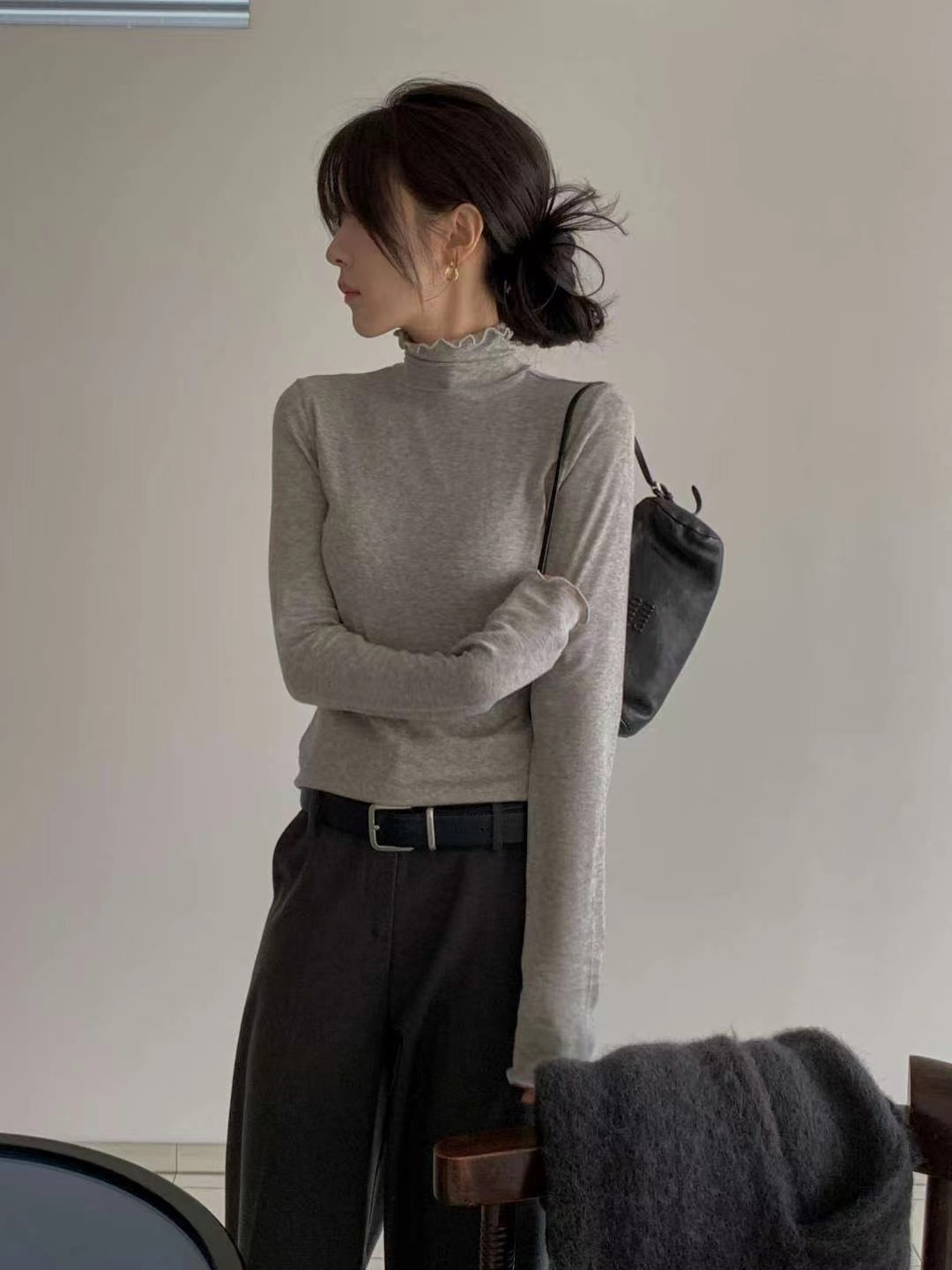 MIELLE-미엘르-OT東大門㊣代購女裝新款休閑時尚人氣長袖T恤MIELLE-미엘르-OT長袖T恤圖色2