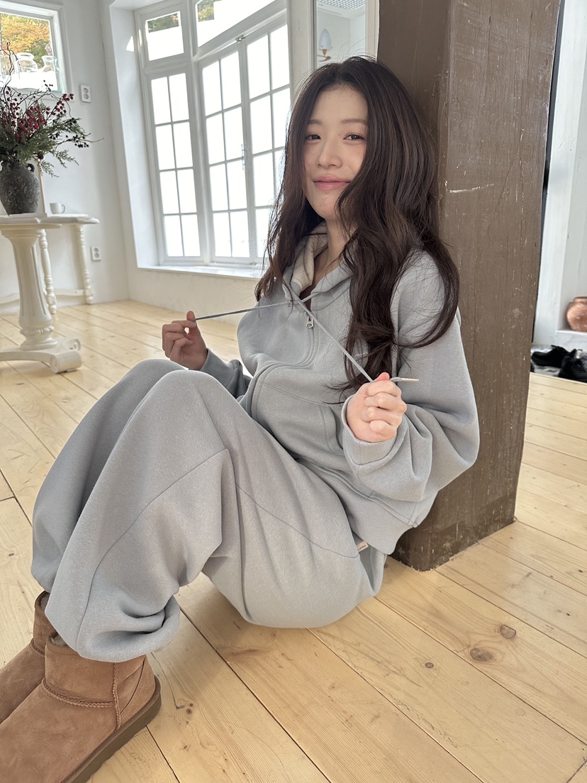 ERUME東大門㊣直郵女士新款人氣熱賣職業時尚夾克連帽衫抓絨ERUME夾克