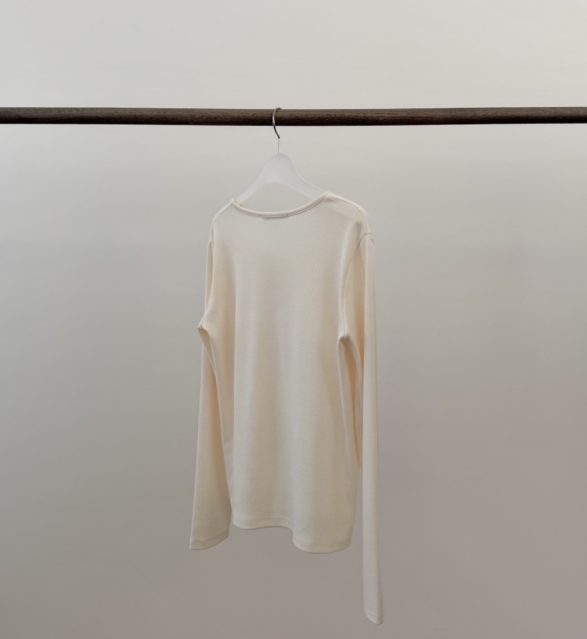 ERUME韓國直郵㊣女裝新品推薦真品人氣25秋冬職業熱賣長袖T恤ERUME長袖T恤