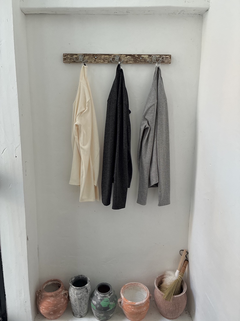 ERUME韓國直郵㊣女裝新品推薦真品人氣25秋冬職業熱賣長袖T恤ERUME長袖T恤