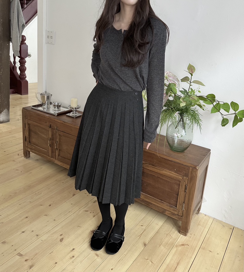 ERUME韓國直郵㊣女裝新品推薦真品人氣25秋冬職業熱賣長袖T恤ERUME長袖T恤