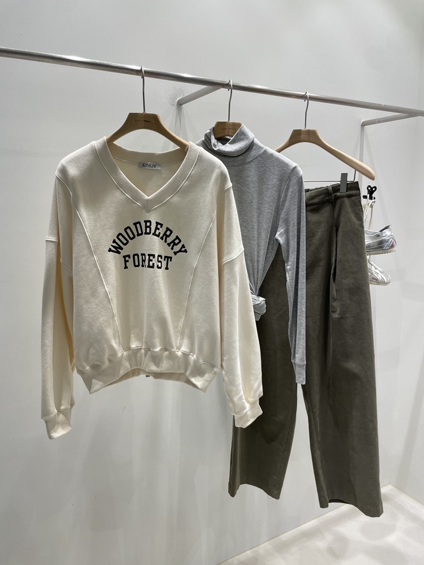 KINOA東大門㊣代購女士新品推薦休閑25秋冬真品職業衛衣V領KINOA衛衣