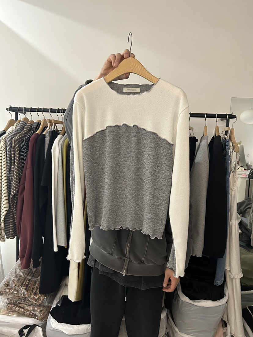 AS THOUGHT東大門㊣代購女裝新款真品人氣25秋冬時尚長袖T恤AS THOUGHT長袖T恤圖色1