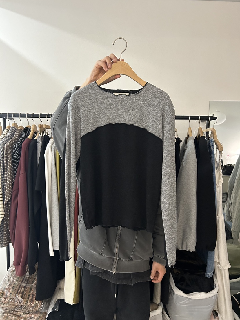 AS THOUGHT東大門㊣代購女裝新款真品人氣25秋冬時尚長袖T恤AS THOUGHT長袖T恤圖色2