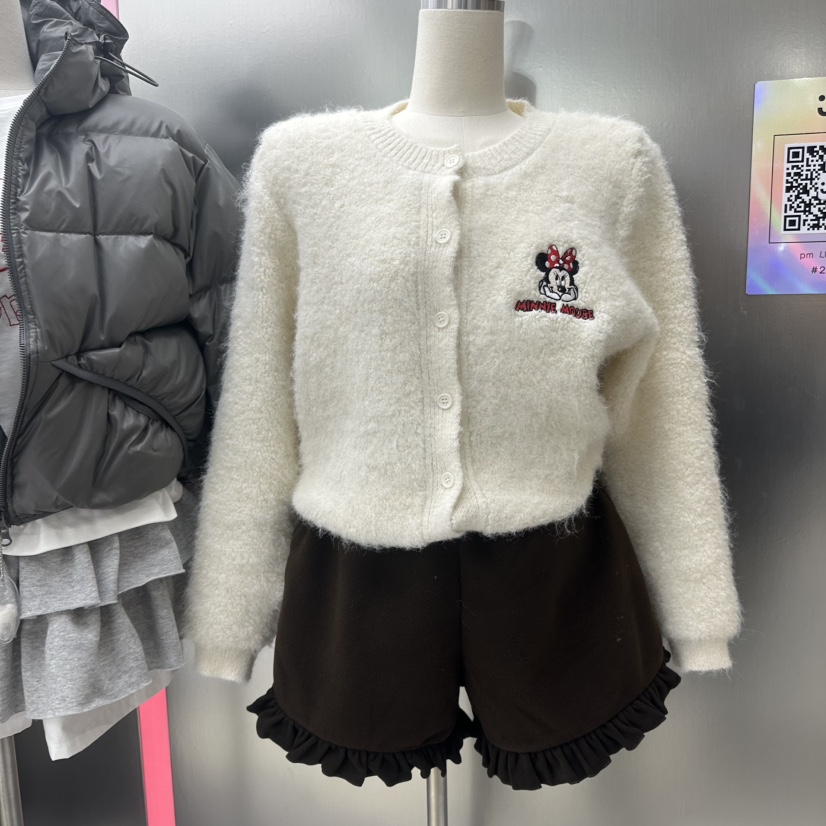 JUDYQUE東大門㊣實拍女裝新品職業推薦熱賣真品25秋冬毛衣開衫絨JUDYQUE毛衣圖色2