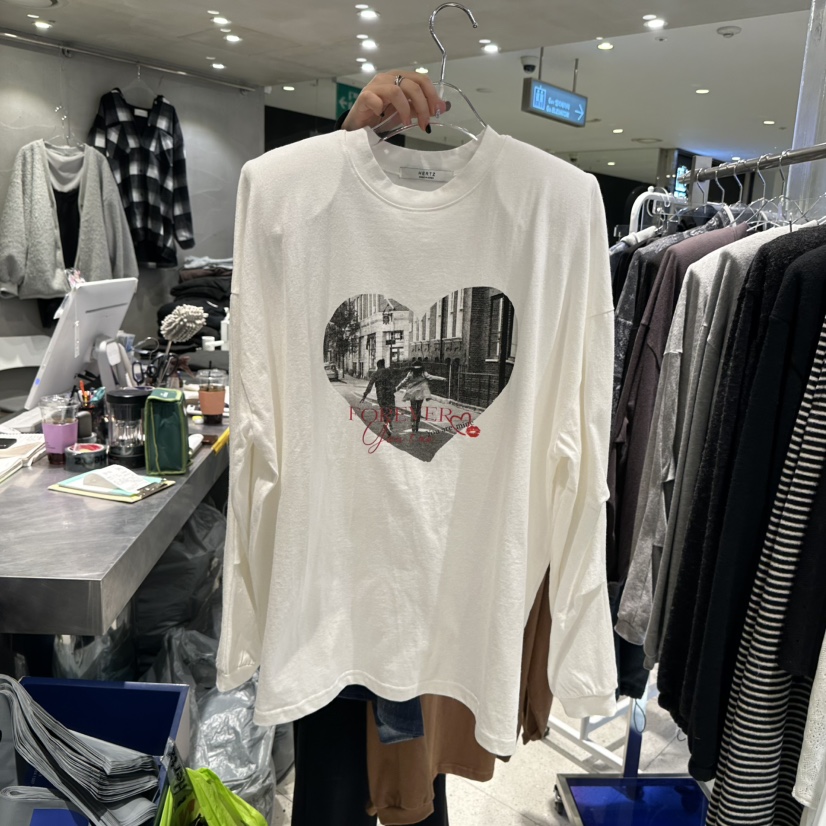 HERTZ-P東大門㊣代購女士新款職業25秋冬推薦真品時尚長袖T恤HERTZ-P長袖T恤圖色1