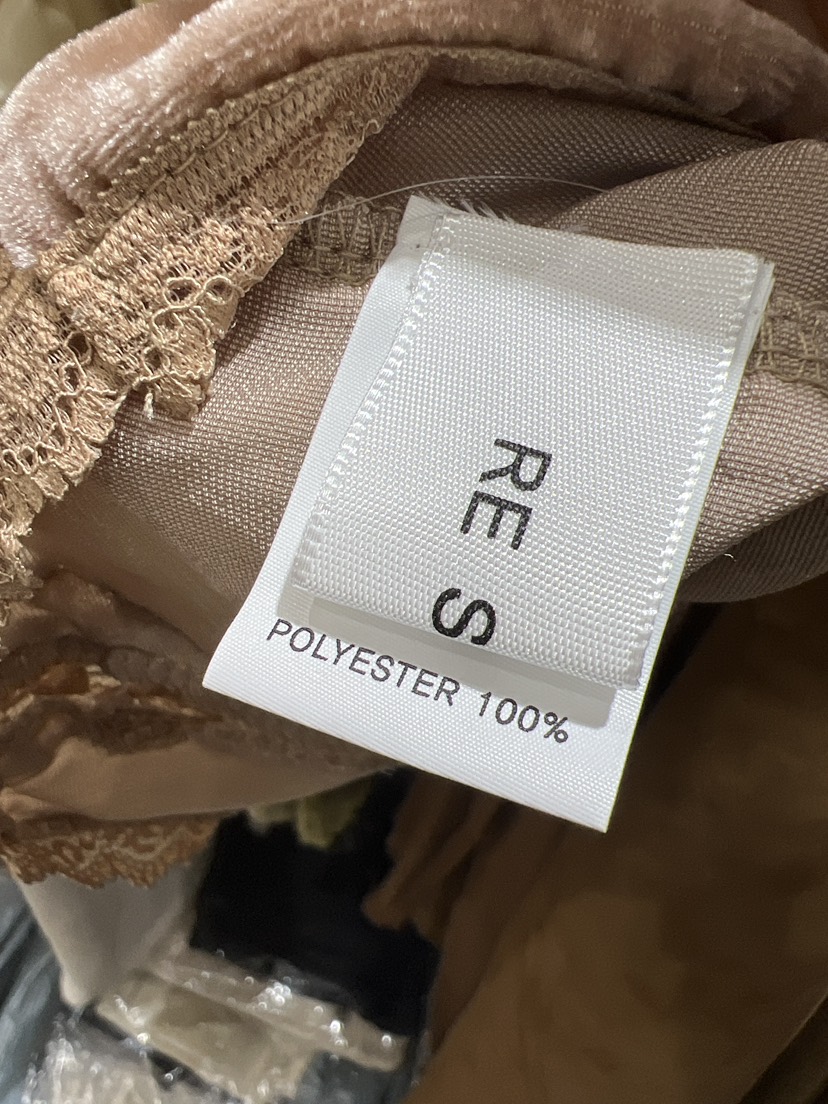 RE STYLE-Q東大門㊣代購女士新品職業熱賣吊帶背心蕾絲絲絨RE STYLE吊帶/背心