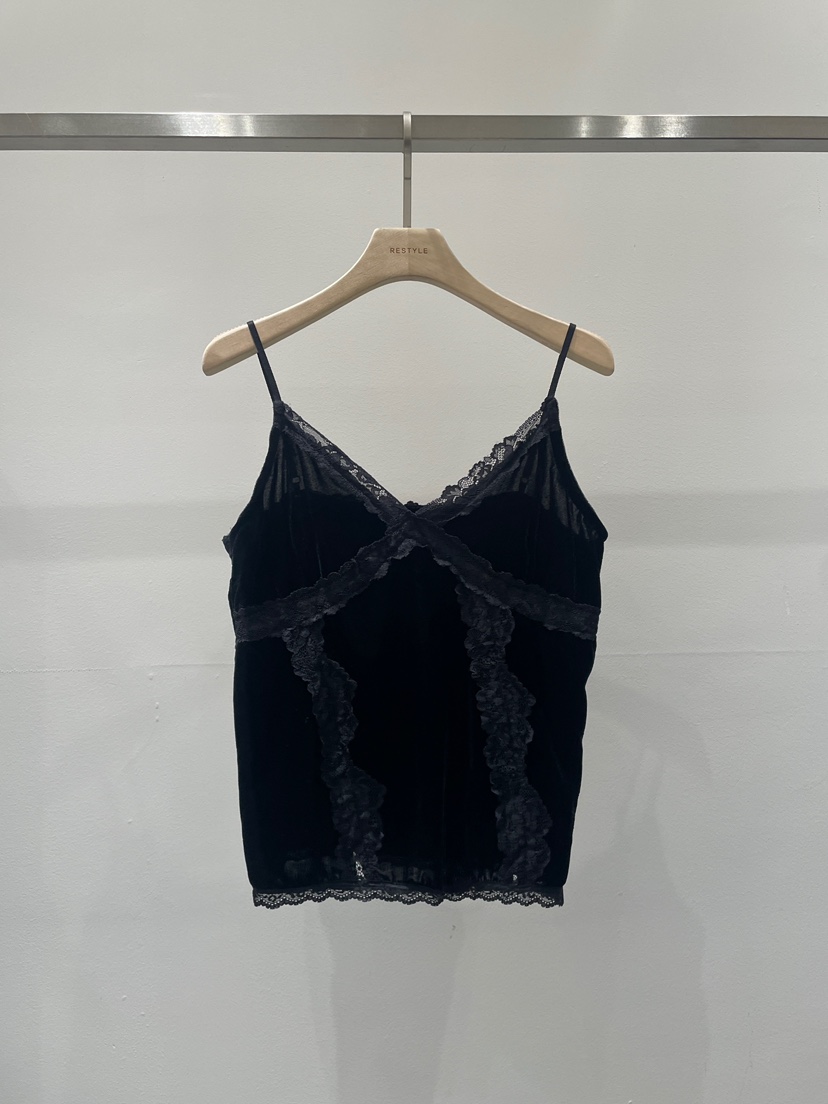 RE STYLE-Q東大門㊣代購女士新品職業熱賣吊帶背心蕾絲絲絨RE STYLE吊帶/背心圖色3