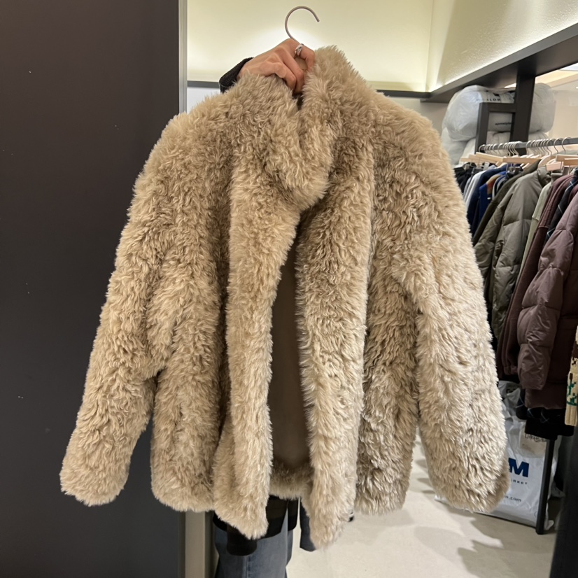 SELF SERVICE韓國代購㊣女士新款25秋冬推薦短款大衣毛絨高領SELF SERVICE短款大衣圖色2