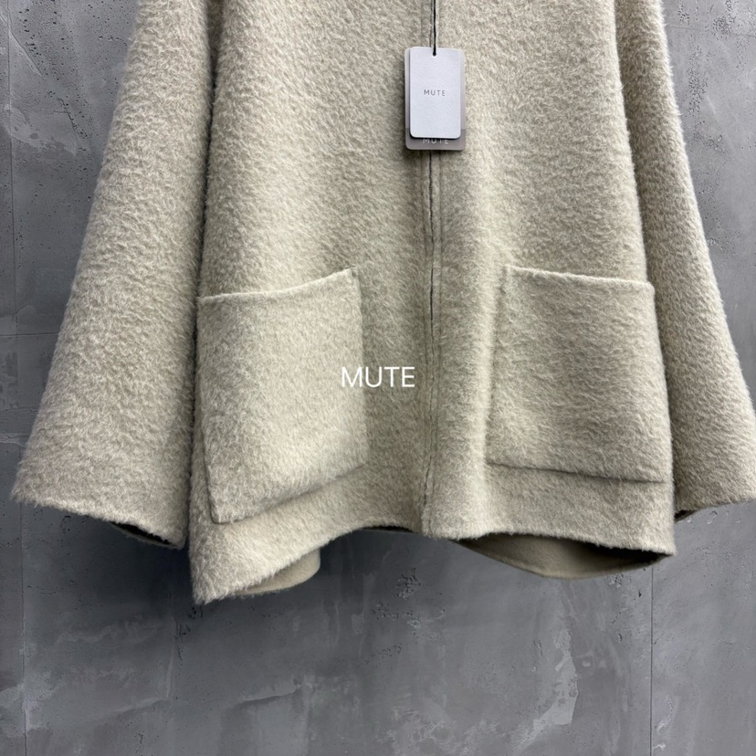 MUTE-P東大門㊣實拍女裝新款時尚職業25秋冬熱賣推薦短款大衣MUTE短款大衣