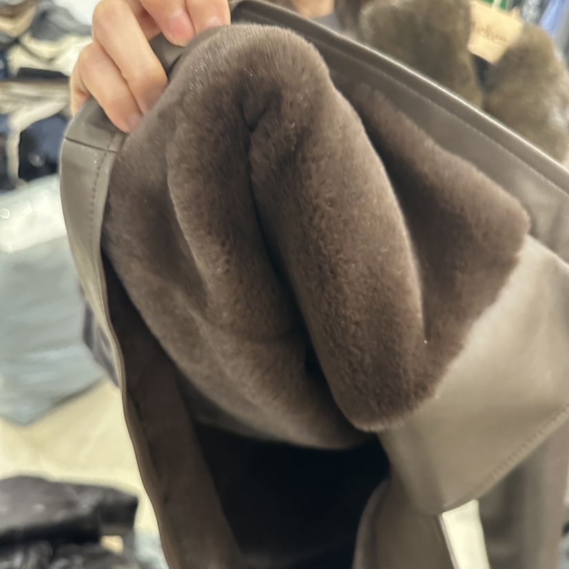 ACKER東大門㊣直郵女裝新款時尚25秋冬推薦短款大衣復古貂皮ACKER短款大衣