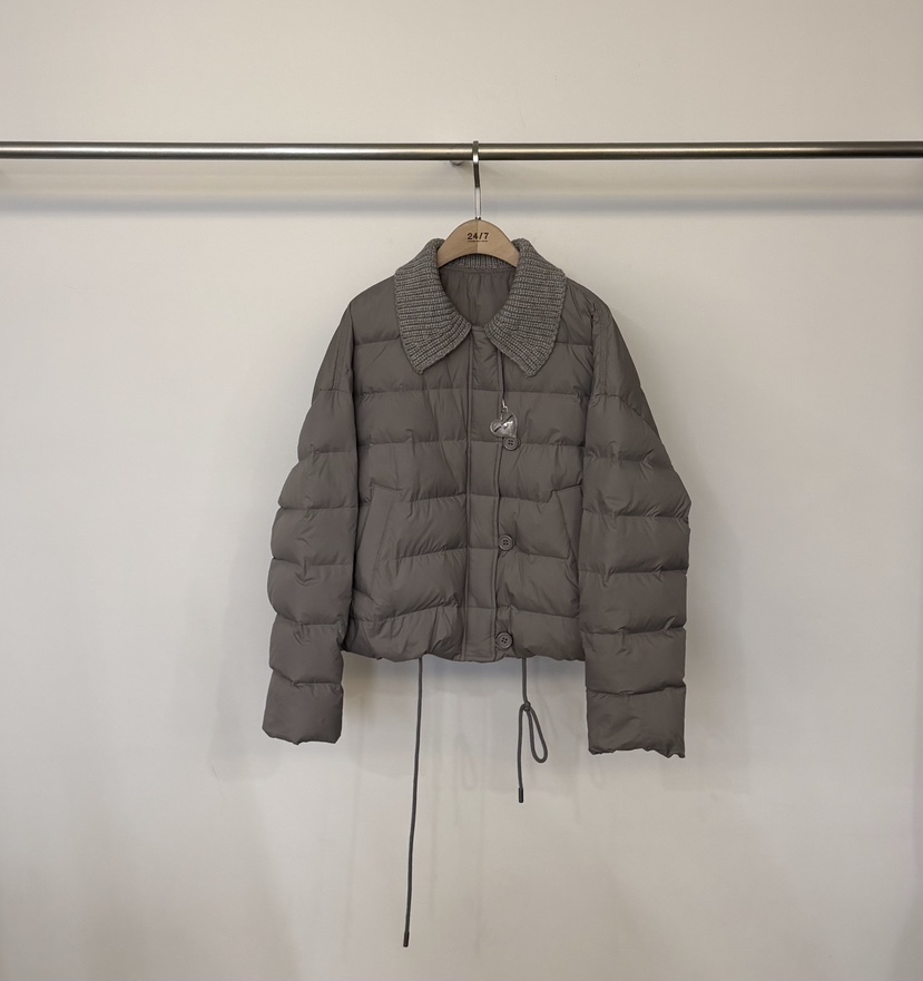 TWENTY FOUR SEVEN24-7東大門㊣實拍女裝新款真品短款羽絨服填充絨TEWNTY FOUR SEVEN24-7短款羽絨服圖色2