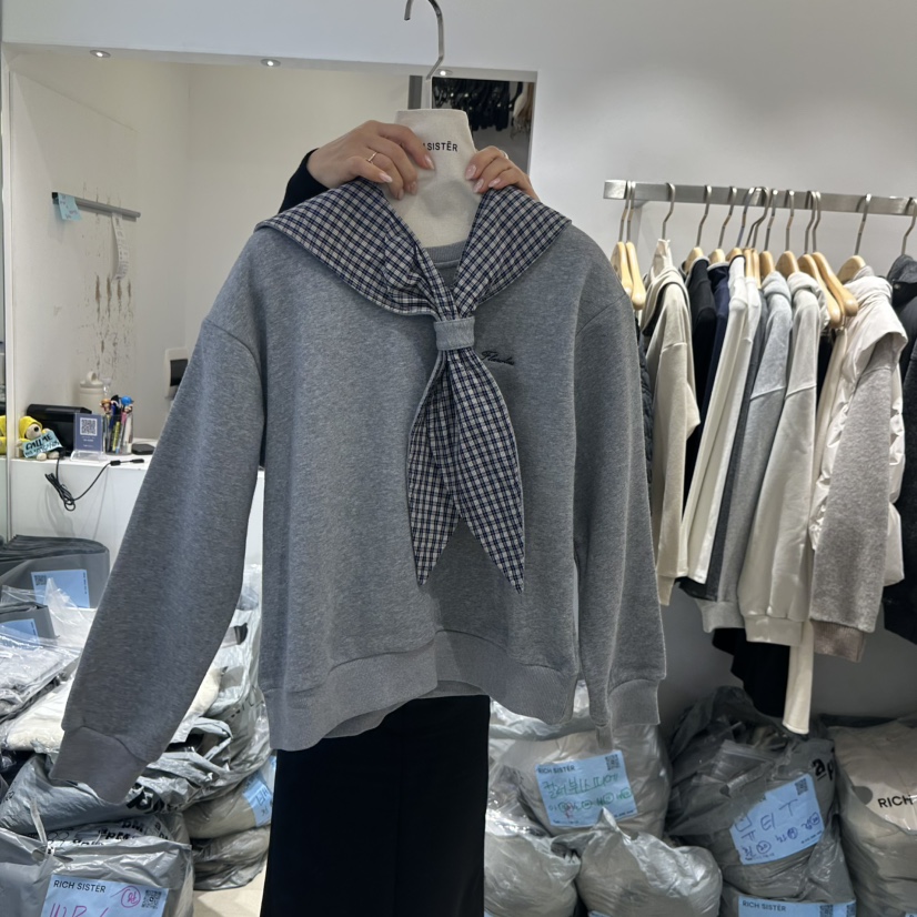 RICH SISTER韓國直郵㊣女裝新款熱賣推薦休閑衛衣含圍巾加絨RICH SISTER衛衣圖色2