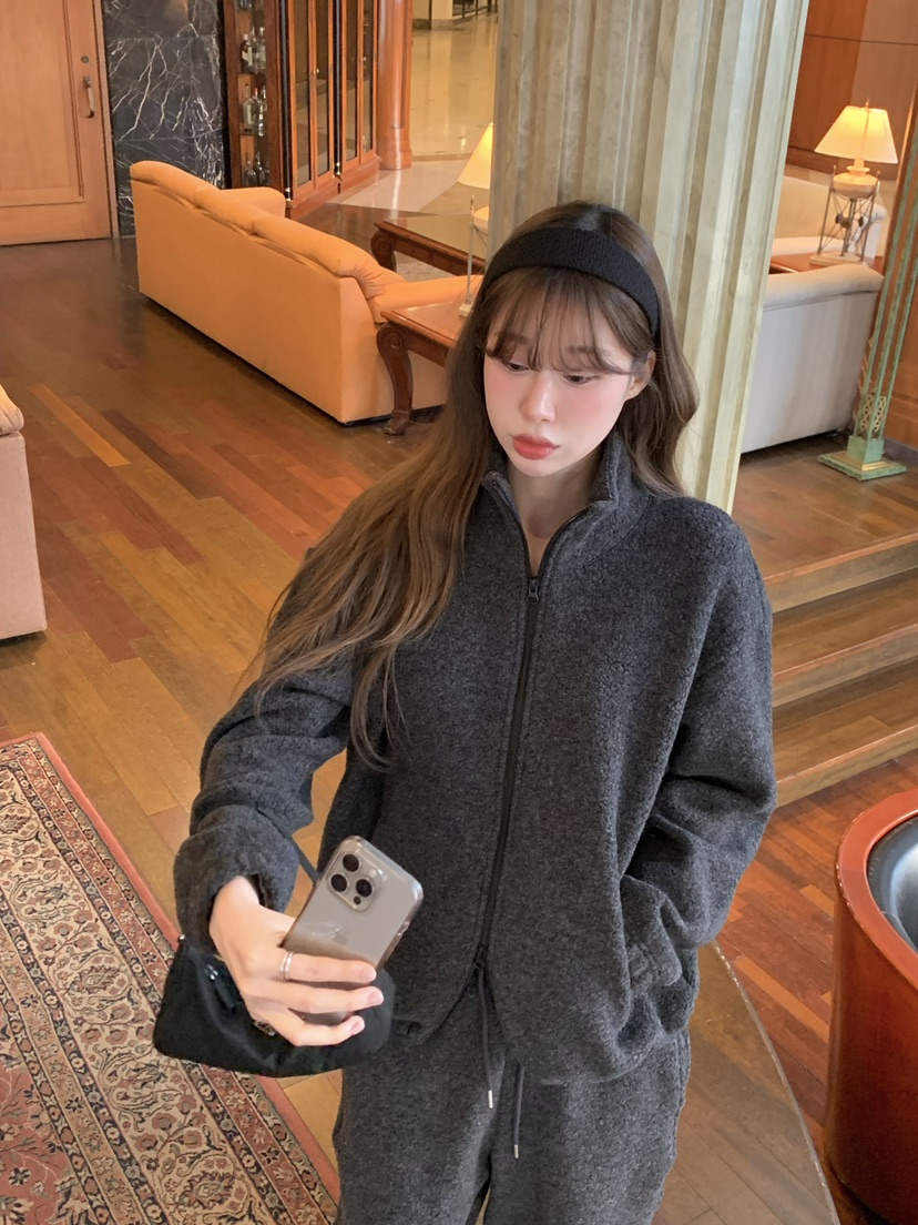 LEGACY東大門㊣實拍女裝新款推薦時尚熱賣25秋冬夾克羊毛拉鏈絨LEGACY夾克